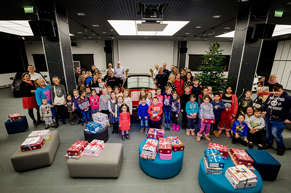 GIVE A SMILE!: CHILDREN IN NEED RECEIVED CHRISTMAS GIFTS AGAIN IN 2019