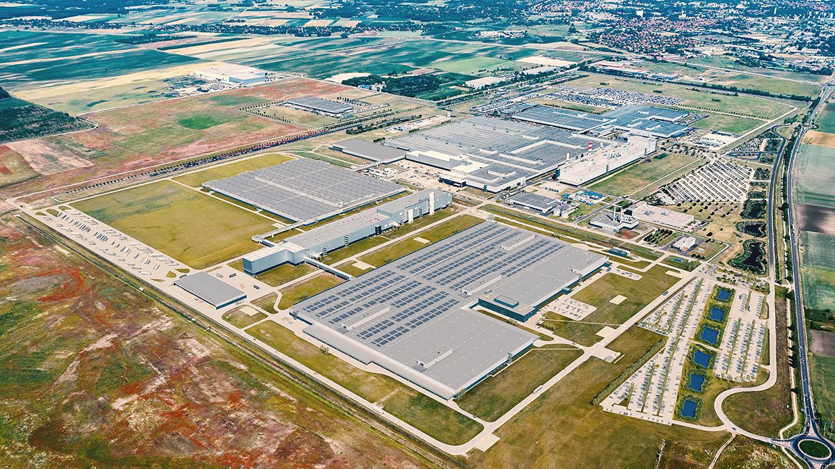 Investment for the future at the Mercedes-Benz factory in Kecskemét